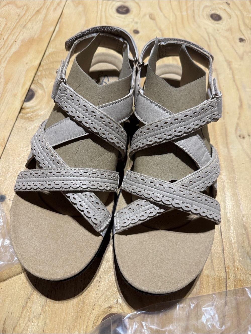 Clark’s Neutral Lace-Trim Strappy Sandals in Light Beige